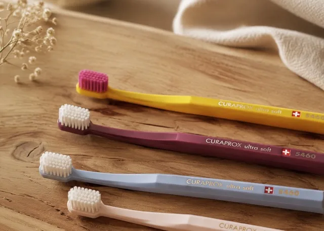 Brosses A Dents Manuelles Conseils Brossage Lausanne D1DentalConcept D1 Dental Concept Clinique Dentaire - Dentistes & Hygiénistes - Brosses a dents manuelles conseils brossage lausanne D1DentalConcept